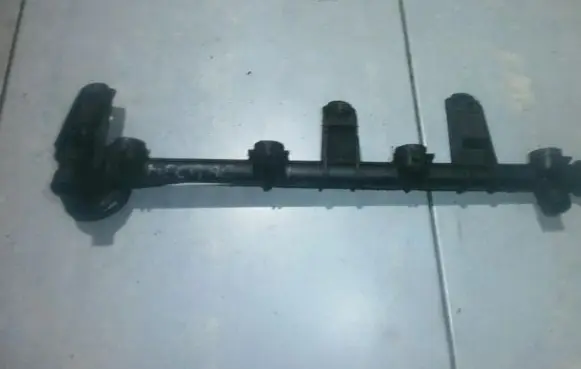 Renault Megane I Fuel main line pipe 7700864726