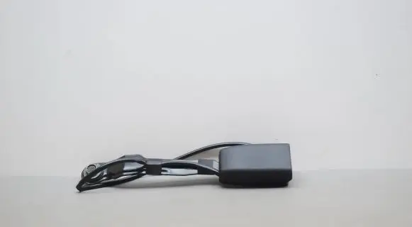 Mazda CX-3 Front seatbelt buckle 190520 DH4G57680