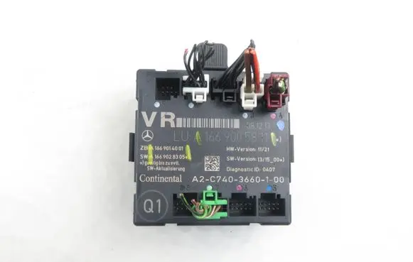 Mercedes-Benz CLA C117 X117 W117 Door control unit/module 1669028305 1669014001 1669005811