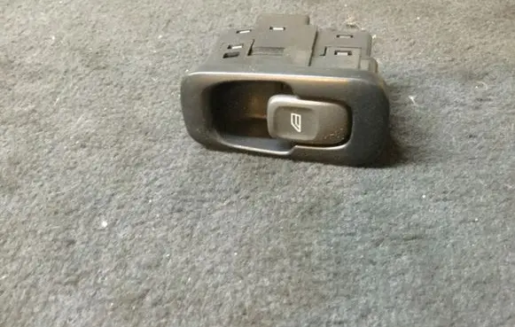 Volvo S80 Electric window control switch 9476695