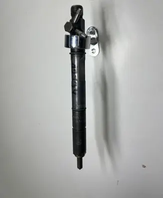 Audi A6 S6 C5 4B Fuel injector 059130201 0432133836 8692FH