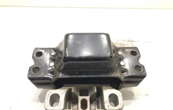 Volkswagen Golf VI Engine mount vacuum valve 1K0199555M