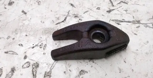 Ford Mondeo MK V Fuel Injector clamp holder 9674341880