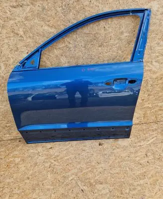 KIA Niro Front door D613