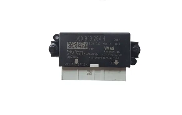 Volkswagen PASSAT B8 Parking PDC control unit/module 5Q0919294H