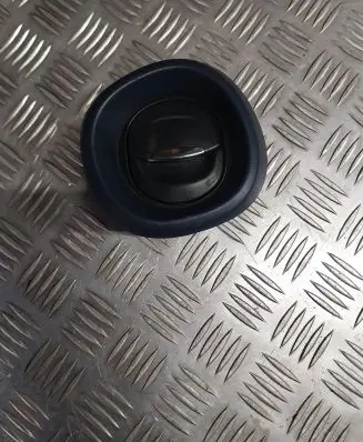 Opel Vivaro Dashboard side air vent grill/cover trim 08239006