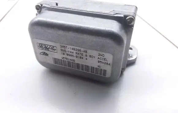 Volvo V50 ESP acceleration yaw rate sensor 3M5T14B296AB 05W284
