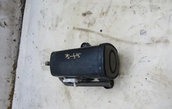Suzuki SX4 S-Cross Active carbon filter fuel vapour canister 18570-61M00