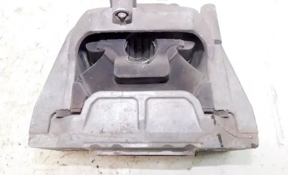Skoda Octavia Mk2 (1Z) Engine mount vacuum valve 190422