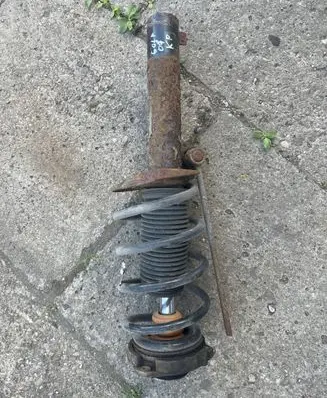 Volkswagen Golf V Front shock absorber/damper