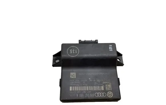Audi A4 S4 B8 8K Gateway control module 8R0907468A