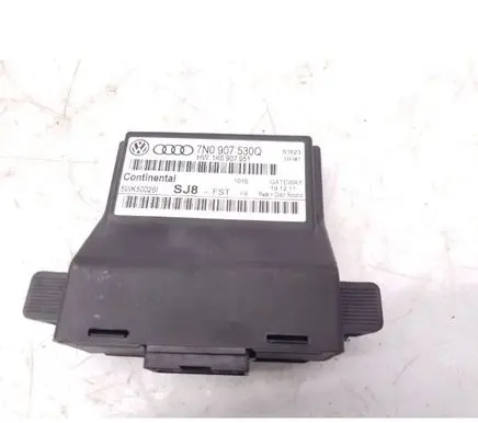 Volkswagen PASSAT B7 Gateway control module 7N0907530Q 1K0907951