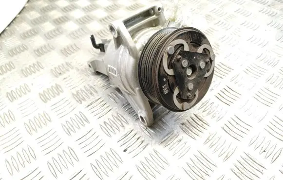 Dacia Sandero Air conditioning (A/C) compressor (pump) 926003541R 9015276203 T99133AA
