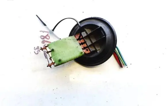 Volkswagen Polo Heater blower motor/fan resistor 12375