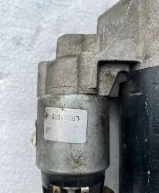Mercedes-Benz E C207 W207 Starter motor 0001115100