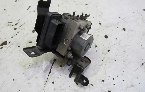 Peugeot 308 ABS Pump 9808321180
