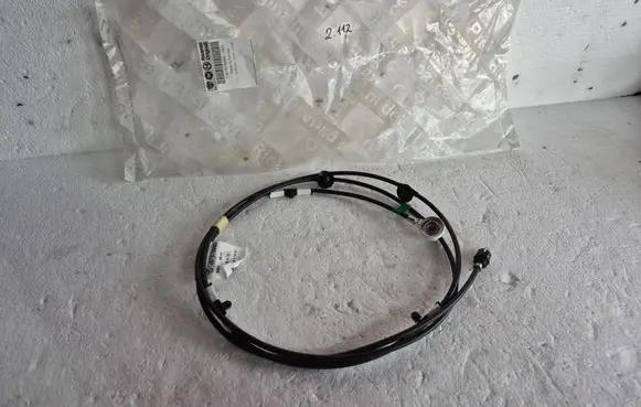 Peugeot Bipper Radio antenna 1367878080