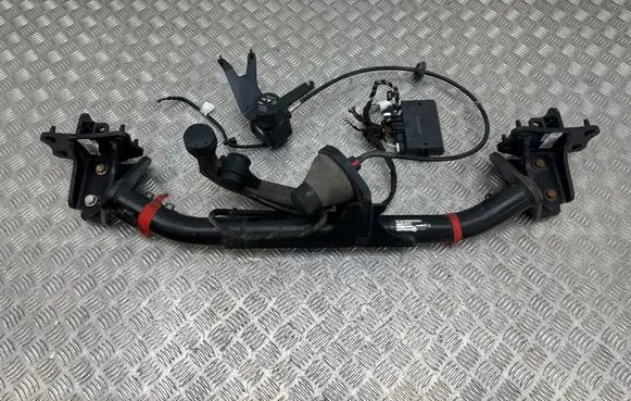Mercedes-Benz CLA C117 X117 W117 Tow bar set A2469003518