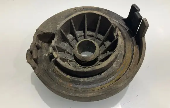 Mercedes-Benz E W211 Rear coil spring rubber mount 