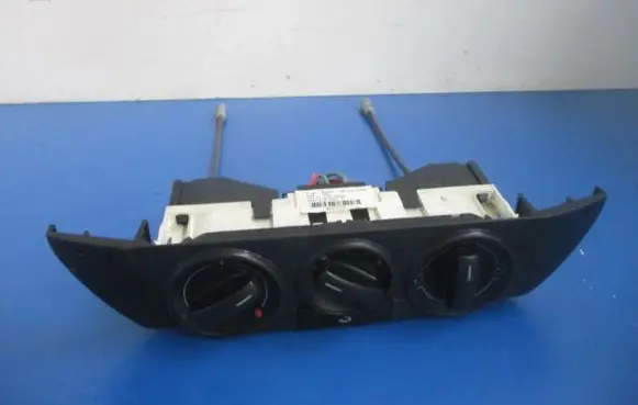 Volkswagen Polo IV 9N3 Climate control unit 6Q0819045T