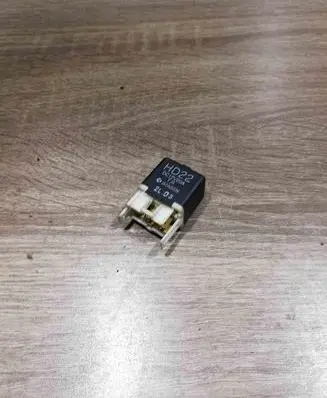 Mazda 323 F Other relay HD22 DC12V20A 2L03