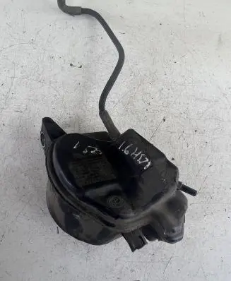 Volvo V50 Vacuum air tank 