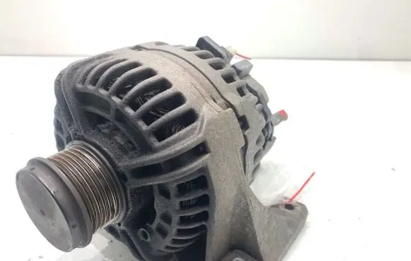 Volvo S70 V70 V70 XC Generator/alternator 8676498