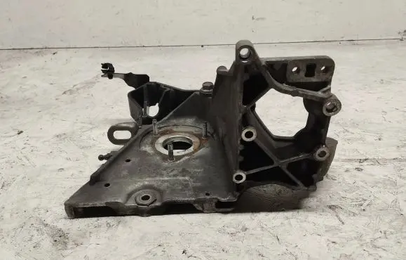 Opel Insignia A Engine mounting bracket 55566003