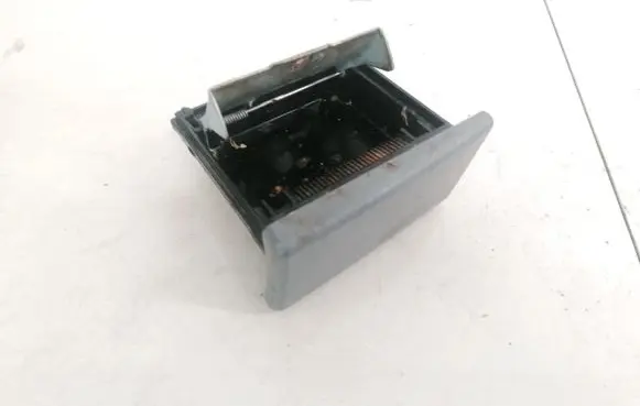 Toyota Avensis Verso Car ashtray 3741113050 374111-3050