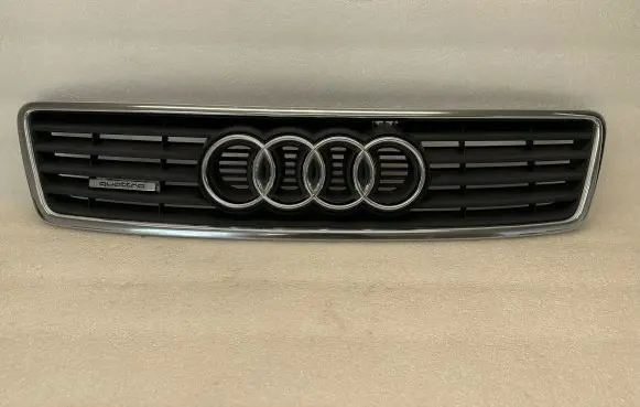Audi A4 S4 B6 8E 8H Front grill 4B0853651A 4B0853651A3FZ