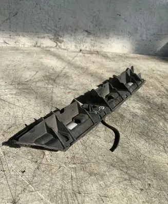Volkswagen Beetle A5 Rear bumper mounting bracket