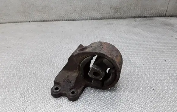 Chevrolet Lacetti Engine mount bracket
