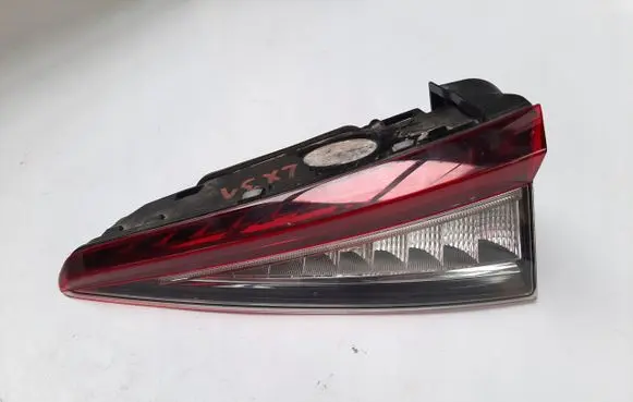 Skoda Enyaq iV Tailgate rear/tail lights 5LG945308