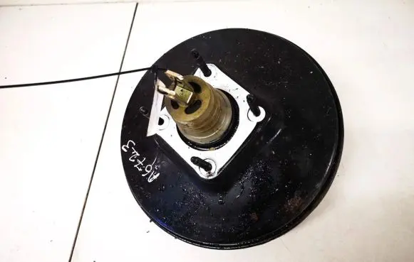 Volvo V50 Brake booster 4n512b195al 4n51-2b195-al