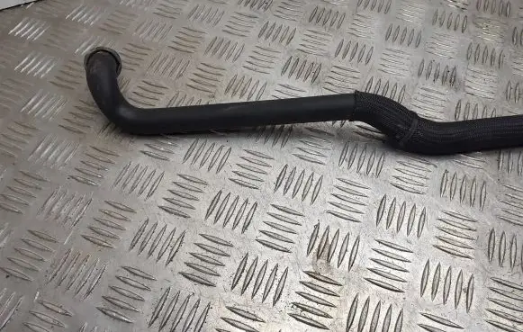 Infiniti Q70 Y51 Engine coolant pipe/hose