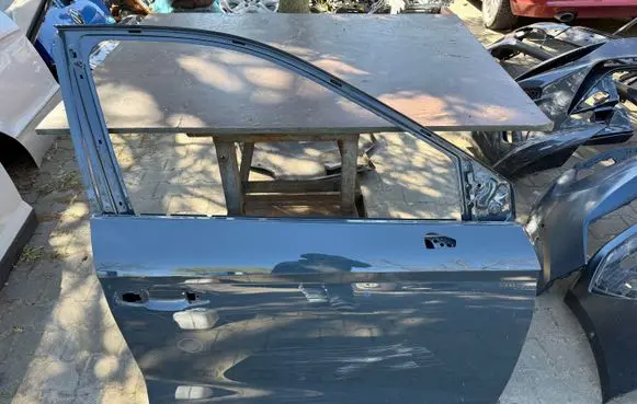 Seat Arona Front door 6F9831312A