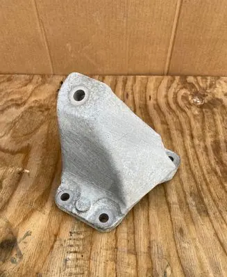 BMW 5 F10 F11 Engine mounting bracket 6795958 6781242