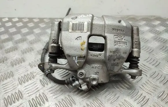 Peugeot 2008 II Front brake caliper 9838308680
