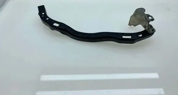 Subaru Legacy Headlight/headlamp mounting bracket 57707AG060 57707AG
