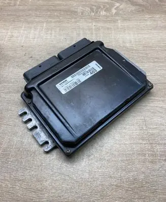 Volvo S40, V40 Engine control unit/module ECU P30614403 S118245001 30614403