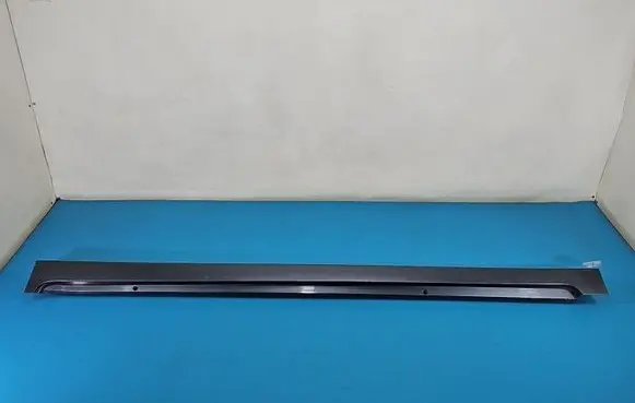 Toyota Verso Foot area side trim 758600F010 IMPRK1594155