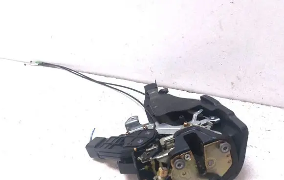 Toyota Avensis Verso Rear door lock