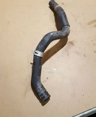 Subaru Forester SJ Engine coolant pipe/hose