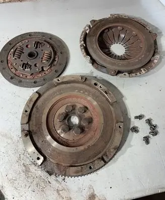 Mazda 5 Clutch set kit 3m517563 3m517550
