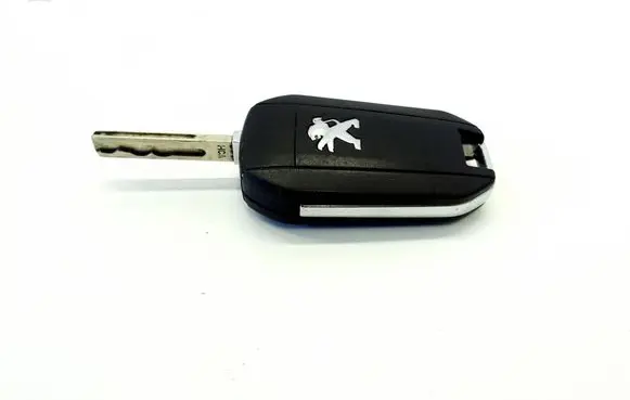 Peugeot 5008 II Ignition key/card 9810666677
