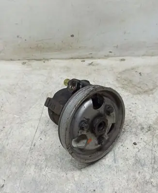 Renault Scenic I Power steering pump