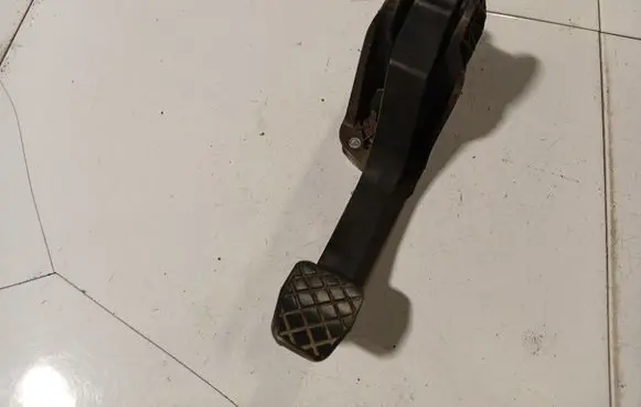 Audi A3 S3 8P Clutch pedal 1K1721059BD