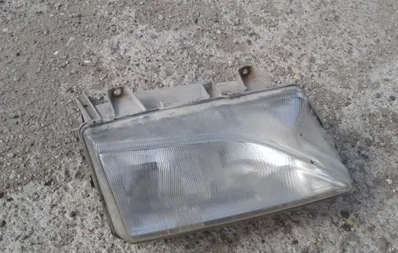 Peugeot 806 Headlight/headlamp