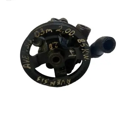 Toyota Avensis Verso Power steering pump