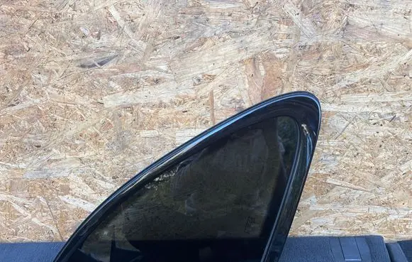 Porsche Macan (95B) Rear side window 95B845297XN 126860 95B845297FE